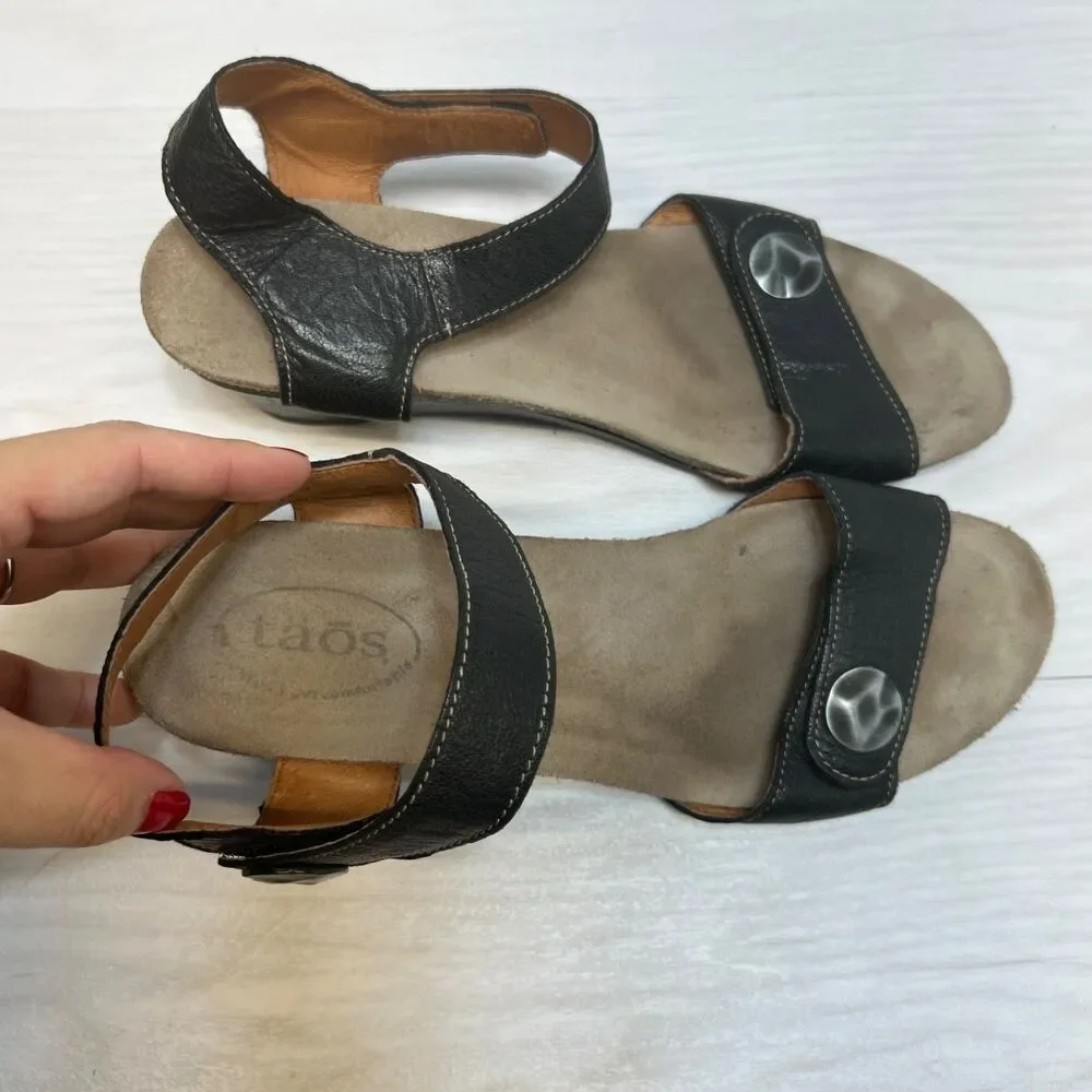 Taos Womens Carrousel 3 Sandal Size 42 Black Leather Wedge Strappy‎ Adjustable